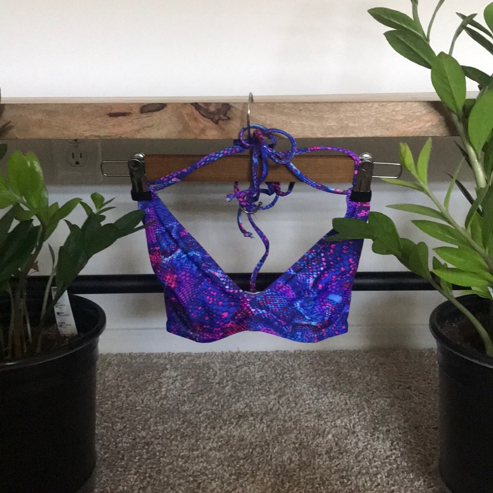 Miss Mandalay Bikini top